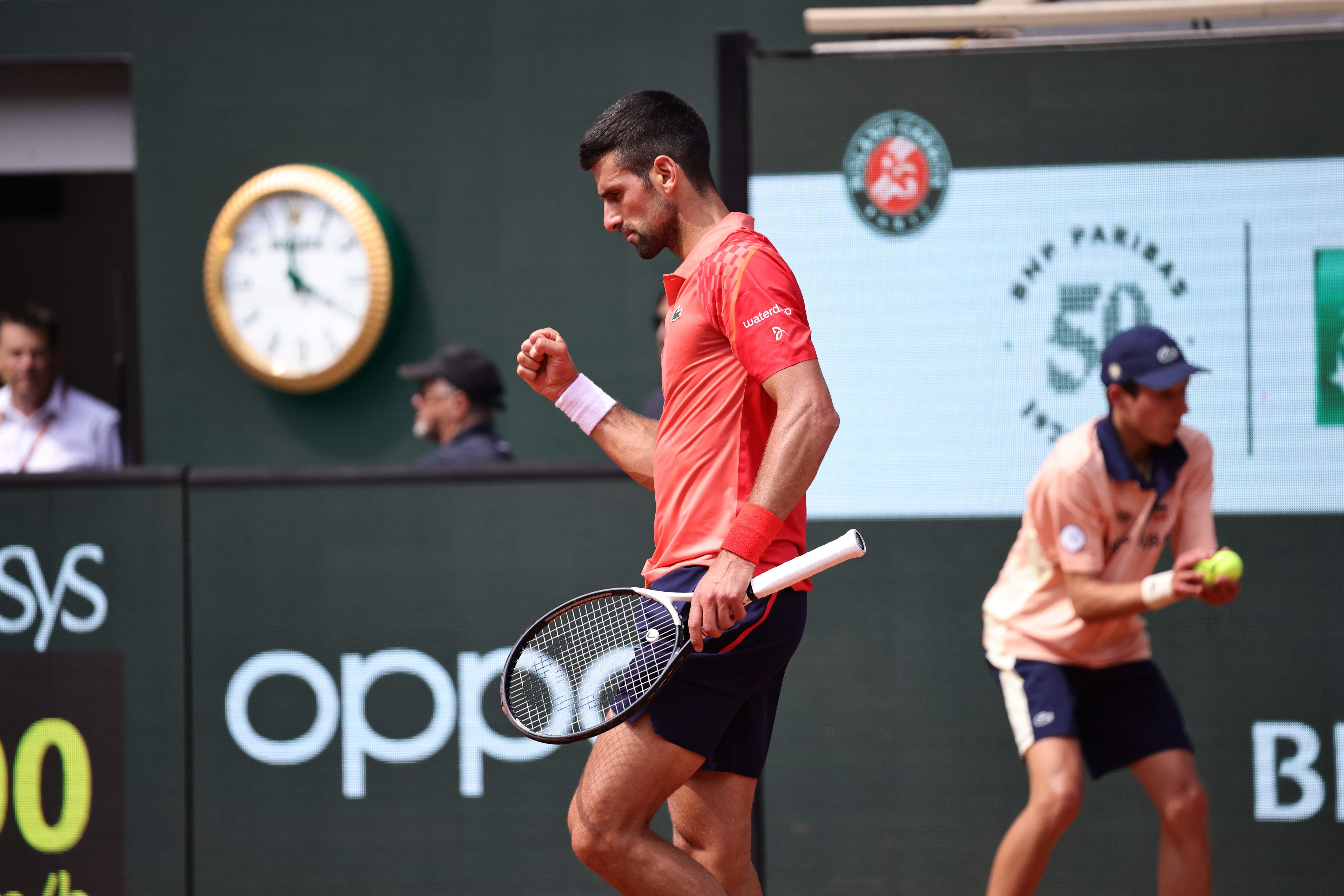 九游官网-塞尔维亚队不断突破！，德约科维奇连续二十场比赛得分超过险胜气势如虹延续的简单介绍